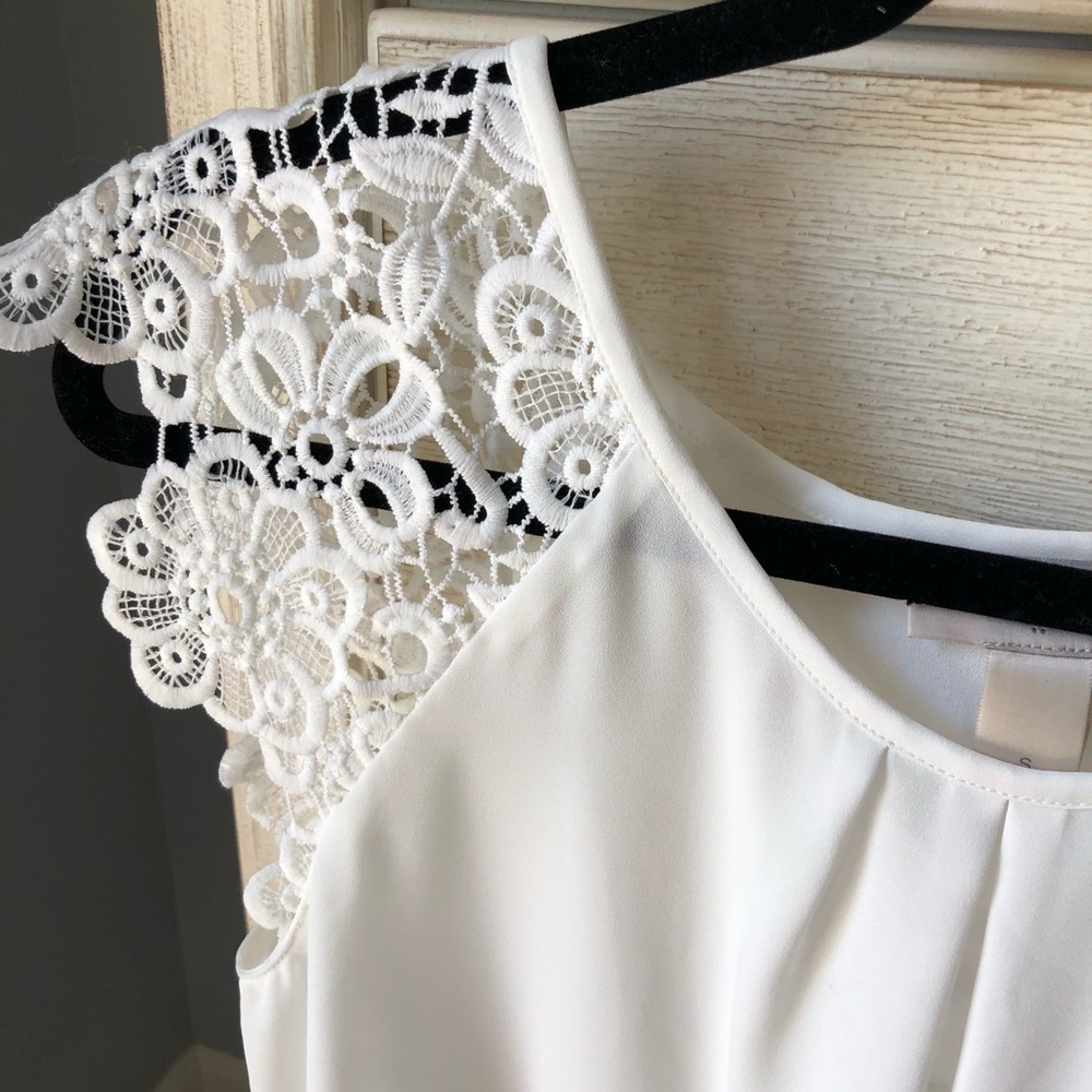 Loft top 🌼 - Picture 2 of 4